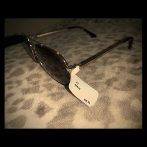 Nautica woman aviator glasses